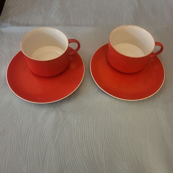 Vintage Pristine '70’s 2 Piece Set-Mod Bright Red Soup Cup and Sandwich Plate - Picture 2 of 11